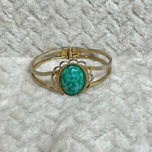 Vintage‎ Turquoise ColorClamper Bracelet Cuff Gold tone